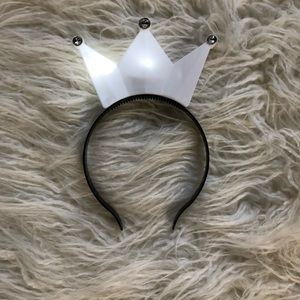 Flashing light, crown headband